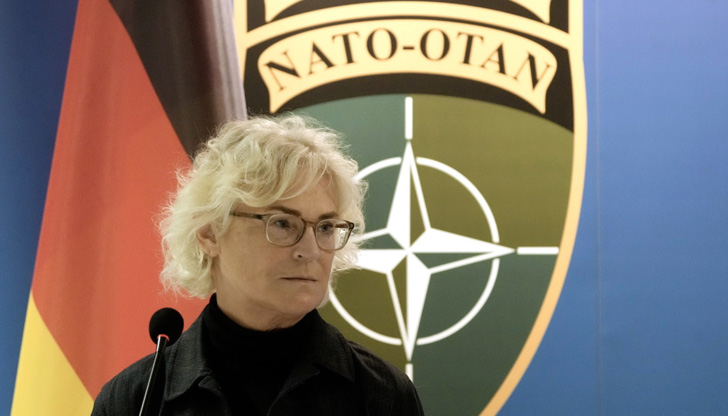 Германия обсъжда дали да прати още войници в Литва, съобщава