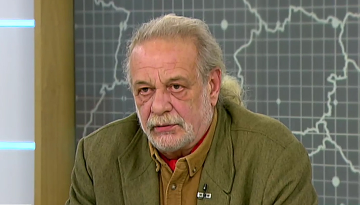 Коментар на Гергана Паси, проф. Евгений Дайнов и Андрей Райчев