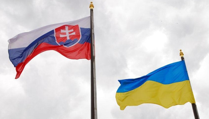 Правителството на Словакия въведе от 12 ч. местно време извънредно