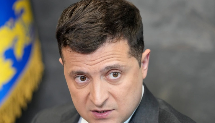 Турция спря преминаването на руски военни кораби през Босфора.Това обяви