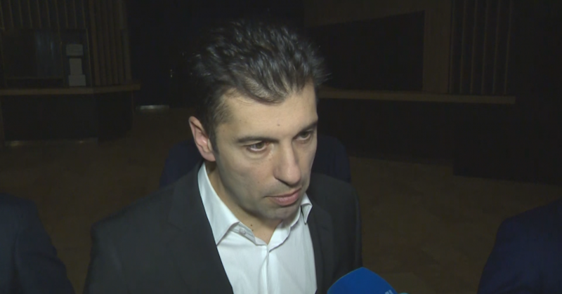 Премиерът Кирил Петков увери, че в случай на проблем с