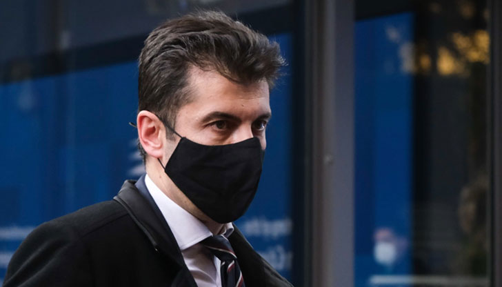 Това каза премиерът в изявление от Брюксел&bdquo;1/3 от украинската армия