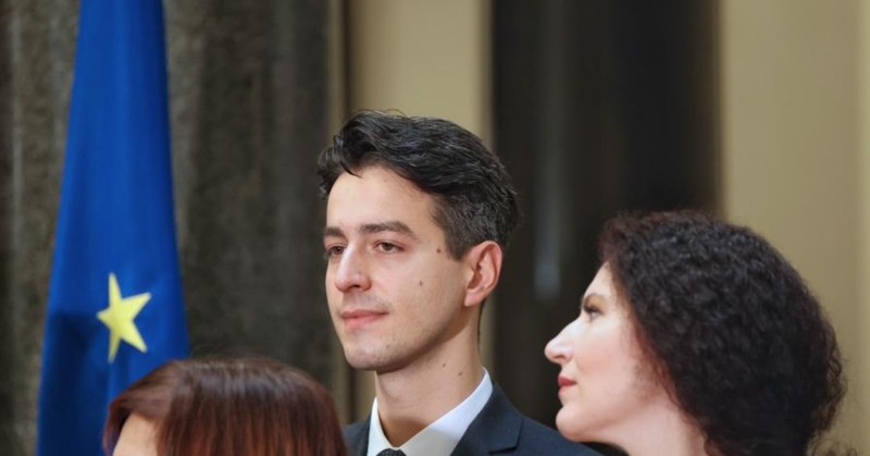 Основен аргумент за искането на оставките са натрупаните негативи, които