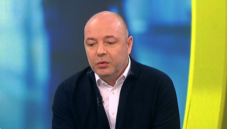 "Лекарите отделят огромна част от времето си за документация и