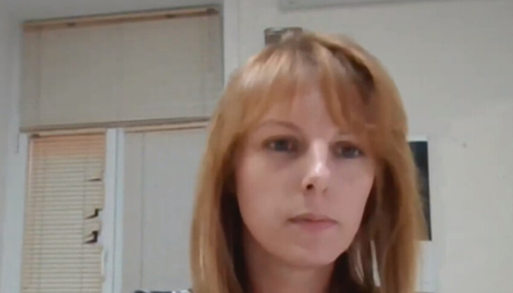 Десетки хиляди прекараха нощта в бункери из цяла Украйна, опитвайки