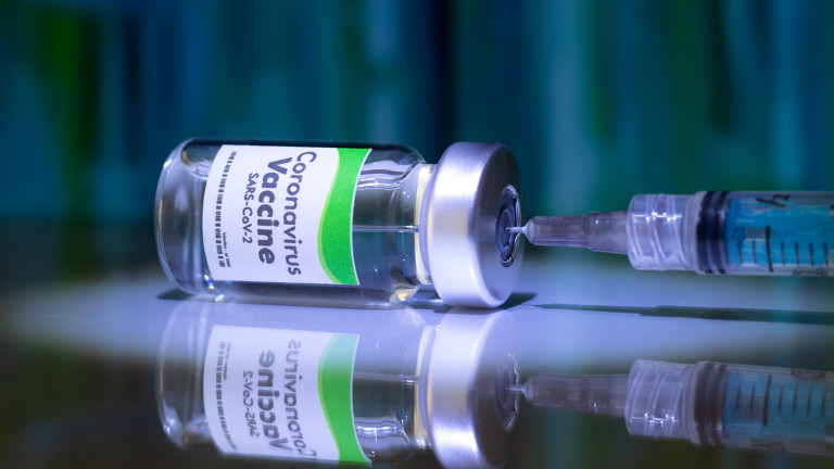 Два пъти по-малко ваксини срещу COVID-19 се поставят в един