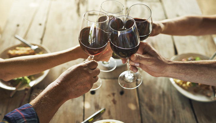 Близо 1500 русенци празнуват имен ден на 1 февруари, когато