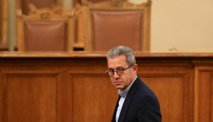 &bdquo;Продължаваме промяната&ldquo; готвят за управител на БНБ един професор от