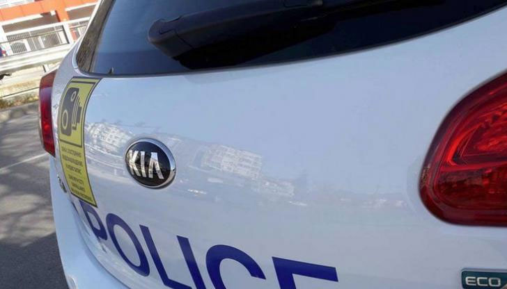 Полицията успяла да спре нарушителя след 3 км преследванеКола шофира