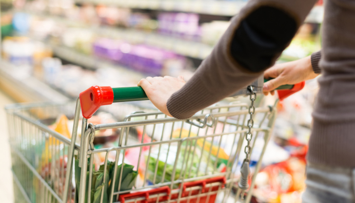 За двама възрастни и дете до 14 години през последното