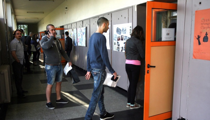 Това обявиха от МОННад 46 000 зрелостници се очаква да