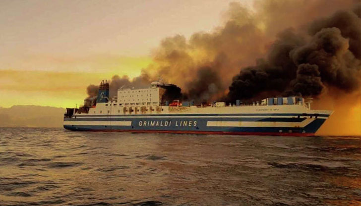 С всички български шофьори, които са на горящия ферибот са