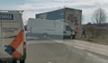 Микробус се заби в ТИР на АМ "Тракия"