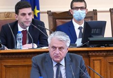 Народното събрание ще заседава извънредно във вторник 8 март Предложението за