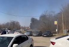 Огънят обхваща внезапно тревна площ в близост малко преди 17 00