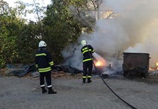 За изтеклото денонощие екипите на пожарната са реагирали на три