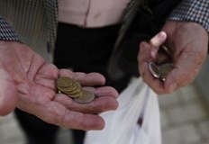 През миналата година 304 148 българи са сменили универсалния си