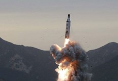 Ким Чен ун разширява ракетен полигонСевернокорейският лидер Ким Чен ун е наредил