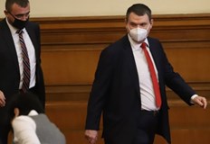 Пеевски е окончателно изпран от Прокуратурата ДАНС НАП и КПКОНПИ И