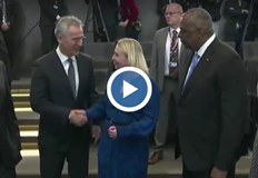 Поводът за срещата са спешни разговори на високо равнище заради