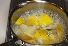 Много хора започват деня си с топла напитка като например