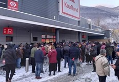 Да сте чули някой да е вдигнал заплатите на обикновените