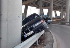 Зрелищна катастрофа е станала вчера на Околовръстното в София край КазиченеЛек автомобил