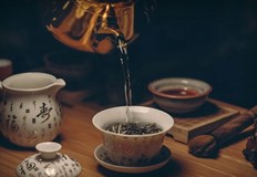 Консумацията на чай се препоръчва тъй като листата са богати