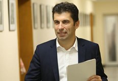 Кирил Петков ще проведе среща със секретаря по отбраната на САЩМинистър председателят Кирил