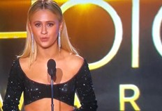 Актрисата Мария Бакалова изрази подкрепа за Украйна по време на