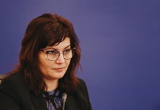 Тестването на децата в училище скоро ще бъде преустановеноТова обяви