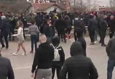 Потрошена фасада на футболната база в Бояна и блокирани ключови