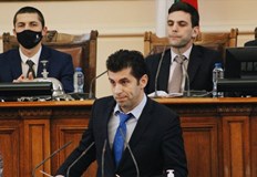 Премиерът е на изслушване в парламентаПремиерът на България Кирил Петков