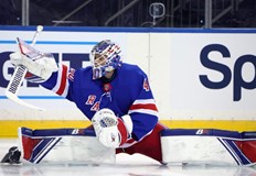 Роденият в Русе руски вратар отрази 22 от 26 те удара отправени към негоРоденият