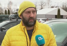 Евгений Тимошенко и жена му бягат от родния си град