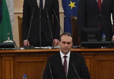 Не бива да плашим хората към момента Няма военна заплаха