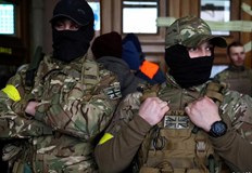 В края на февруари Украйна обяви че създава Чуждестранен легион