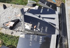 Безпрецедентен акт на вандализъм е извършен на пловдивските централни гробищаНад