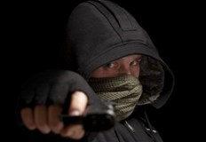 Сигнал за въоръжен грабеж разследват криминалисти от РУ Карлово По предварителни данни