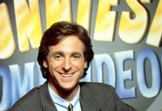 Фрактурите около очните ябълки на Боб Сагет и кръвоизливът около