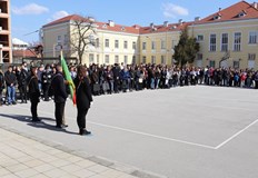 Едно от най големите и престижни русенски училища МГ Баба Тонка отбелязва днес