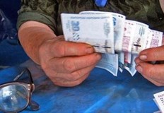 Добавката от 60 лева за всички пенсионери и мярката 60