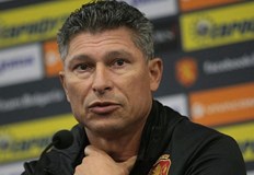 Балъков даде ценни съвети на борещия се ЩутгартОт германското издание