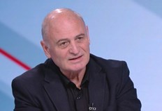 Трябва коренно да се промени структурата на разузнаването категоричен е