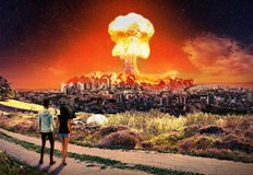 Войната някак изглежда като забавление във Фейсбук лайкове и