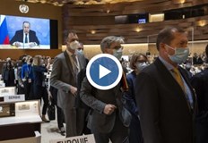 Напуснаха залата още преди речта на външния министър да е