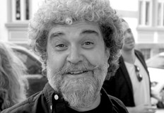 Известният русенски художник Николай Бузов е описал във Фейсбук как може да се