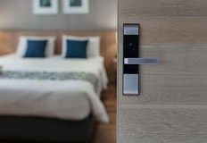 Държавата ще компенсира хотелиери с 40 лв на ден за