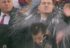 Русенец се оказа един от хората хвърляли снежни топки по премиера