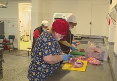 И през тази зима 250 души от Русе получават безплатно топъл обядХраната